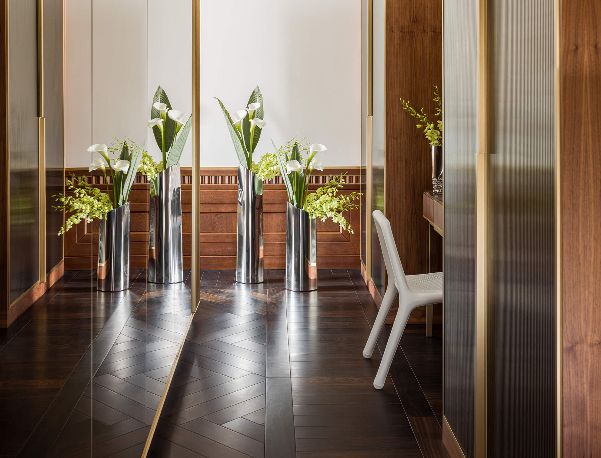 Zieta_PAROVA_Vases_L_Inox_Zieta_Collection_12_fot_Ernest_Wińczyk