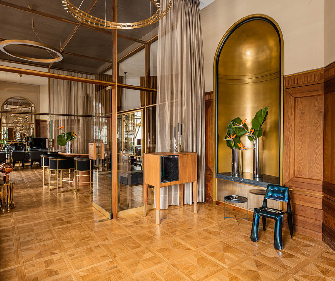 Zieta_PAROVA_Vases_L_Inox_Zieta_Collection_13_fot_Ernest_Wińczyk