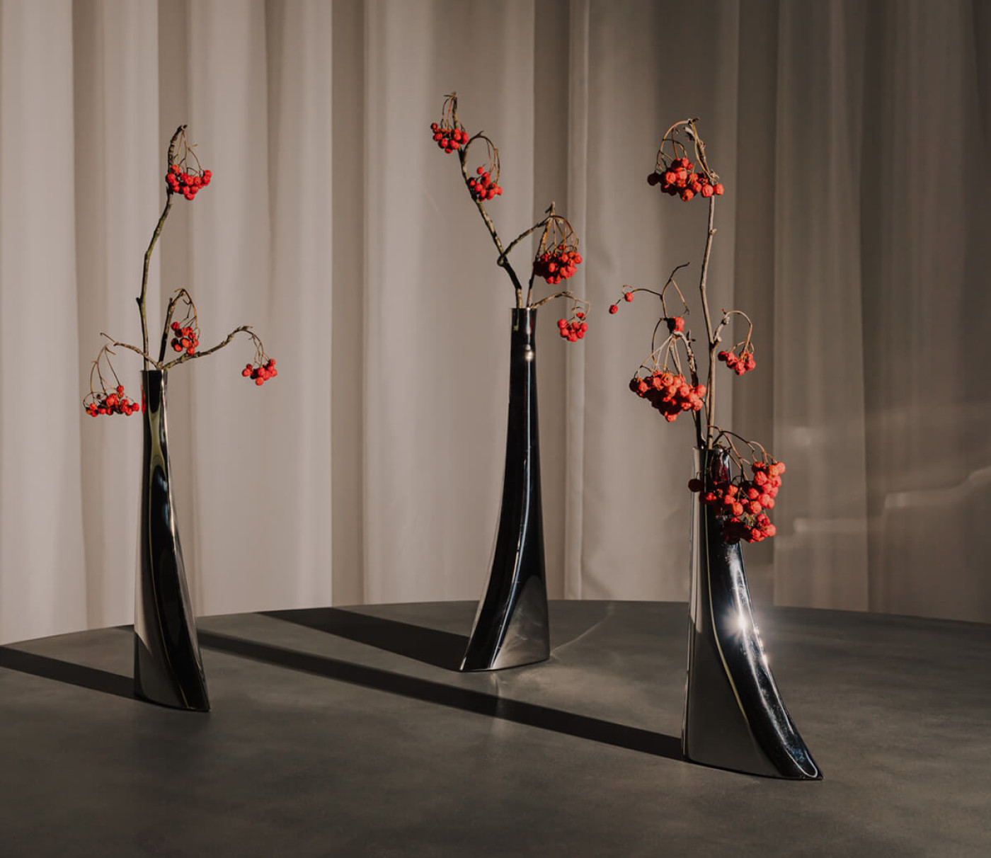 Zieta_LEYKI_inox_polished_Zieta_Collection_photo_by_Zasoby_Studio