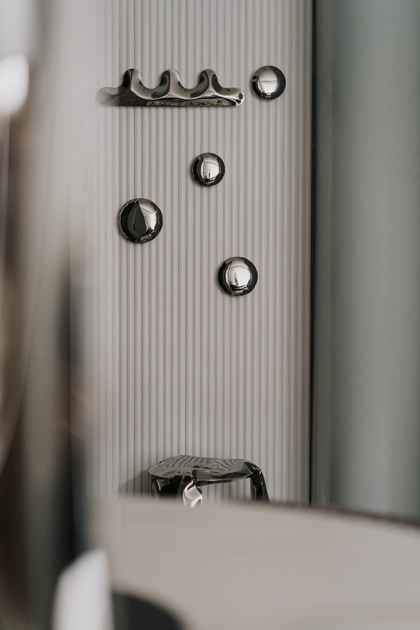 Zieta_PIN_Set_KAMM_Zieta_Realizacja_stolarska_@zielinski_interior_zdjęcia@zasoby.studio_stylizacja_@tulo.studio_projekt_74studiopl_1