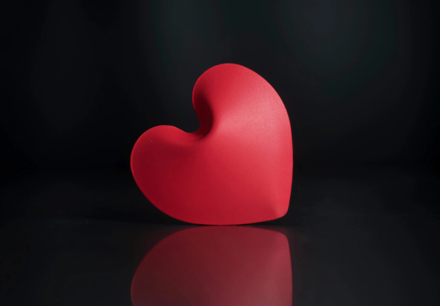 Zieta_HOT_HEART_strawberry_red_RAL_3018_Zieta_Colection_1