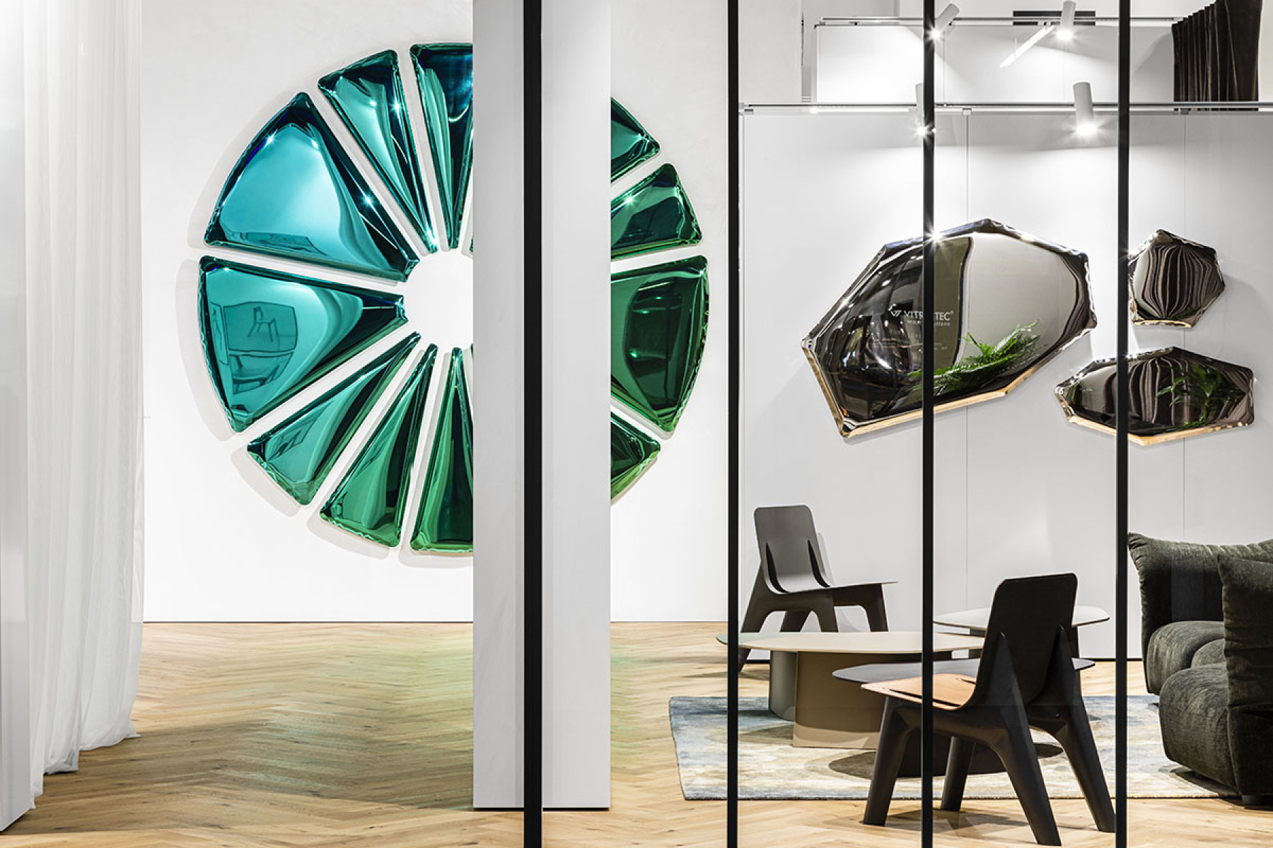 mirror nucleus art object