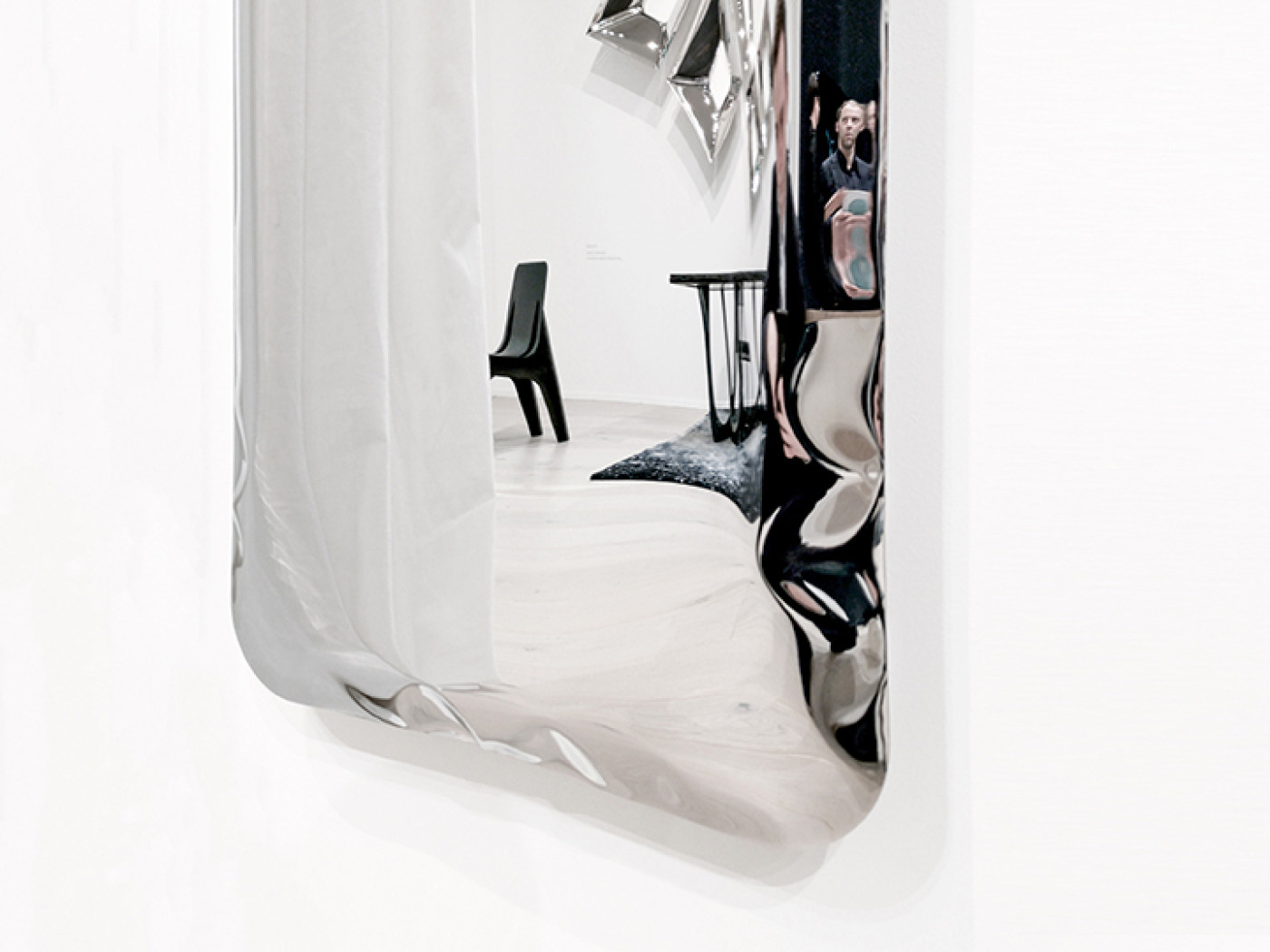 Zieta_TAFLA_IQ_Mirror_inox_Zieta_Collection_3 (1)