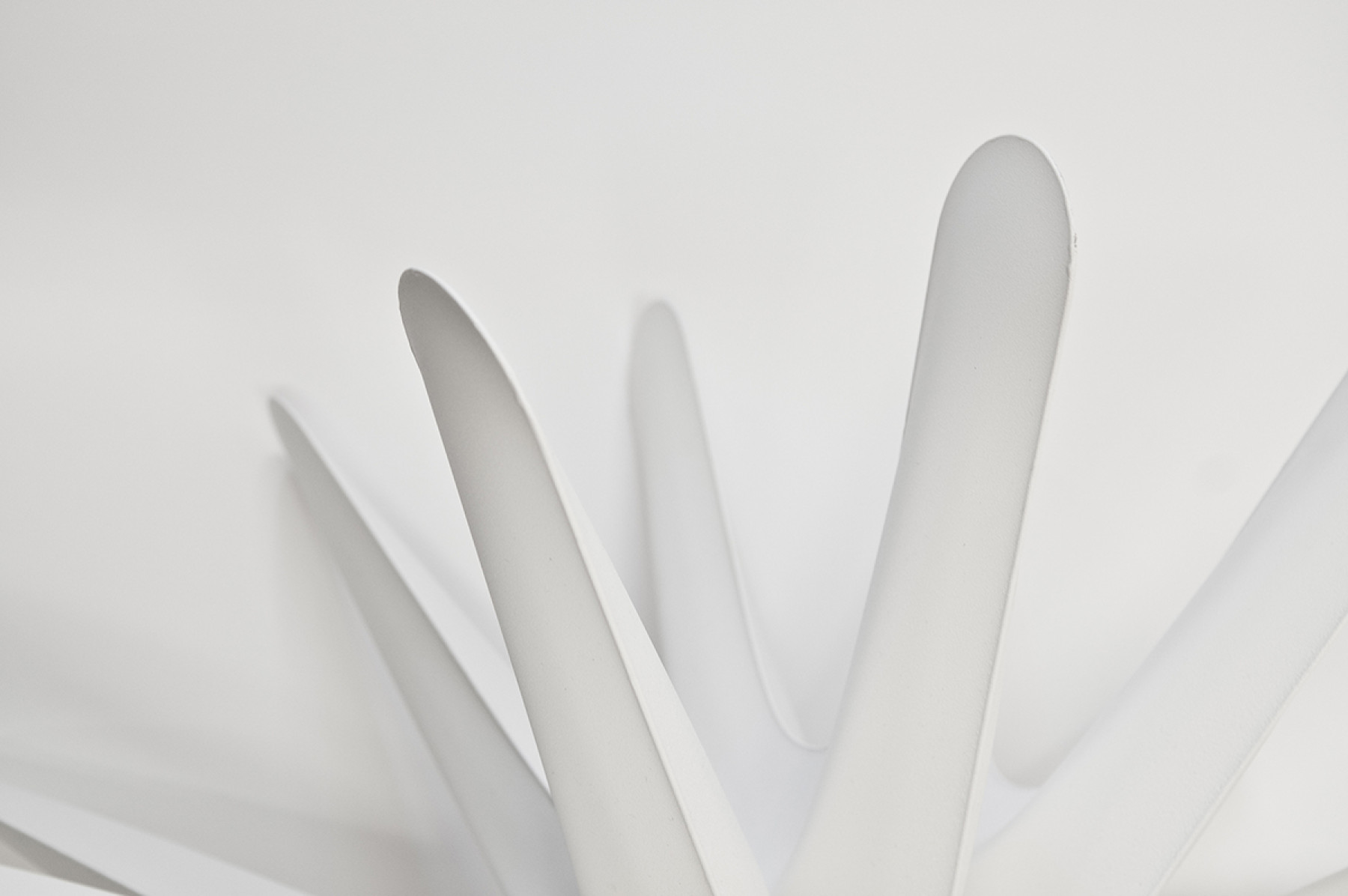 steel in rotation oskar zieta sculpture