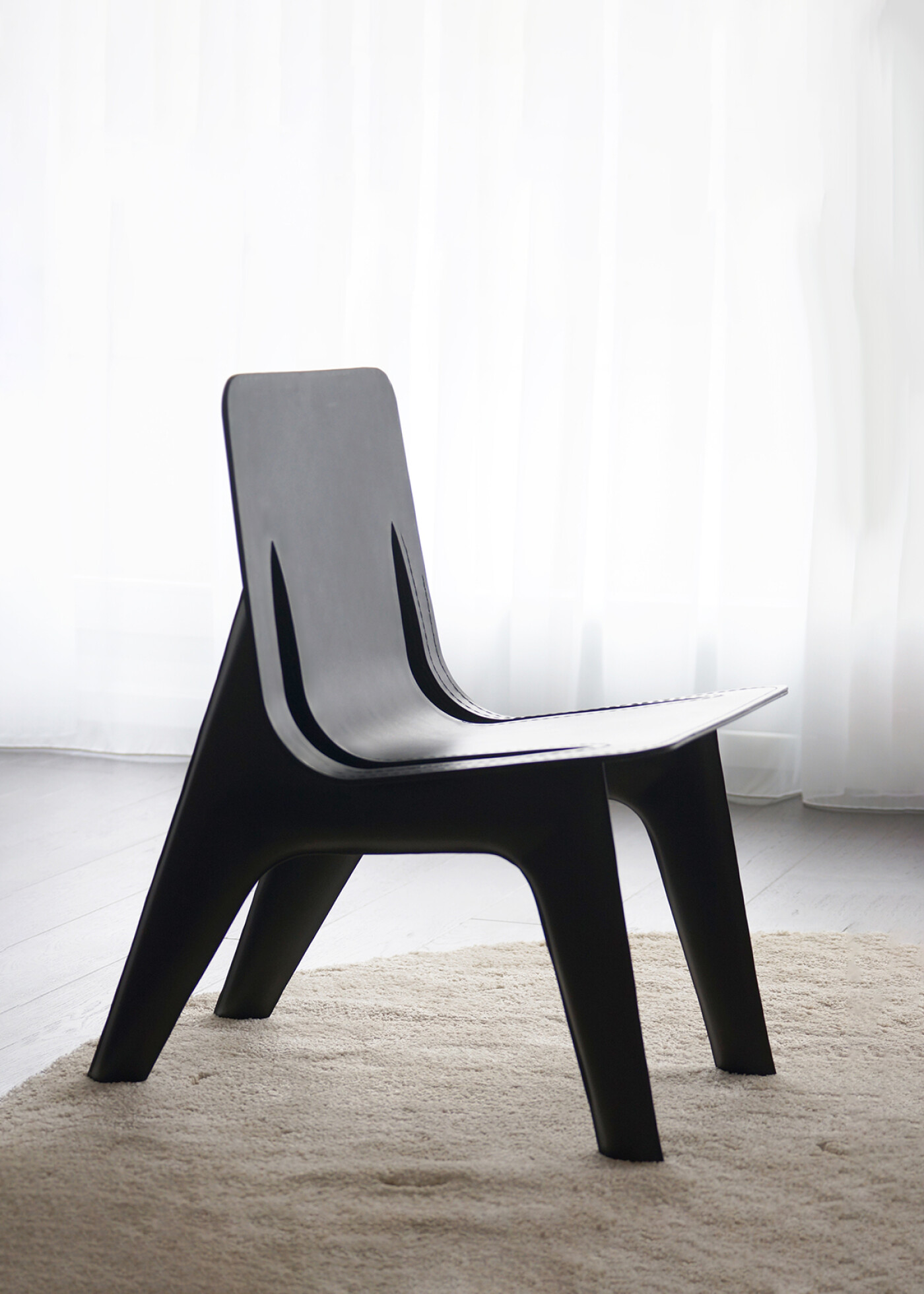Zieta_J-chair_leather_black_black_matt_base_Zieta_Collection_interior
