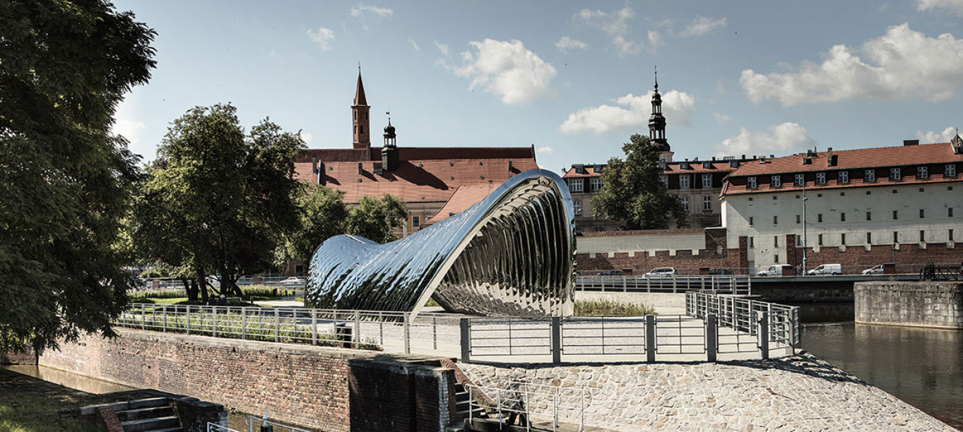 nawa the urban sculpture on water