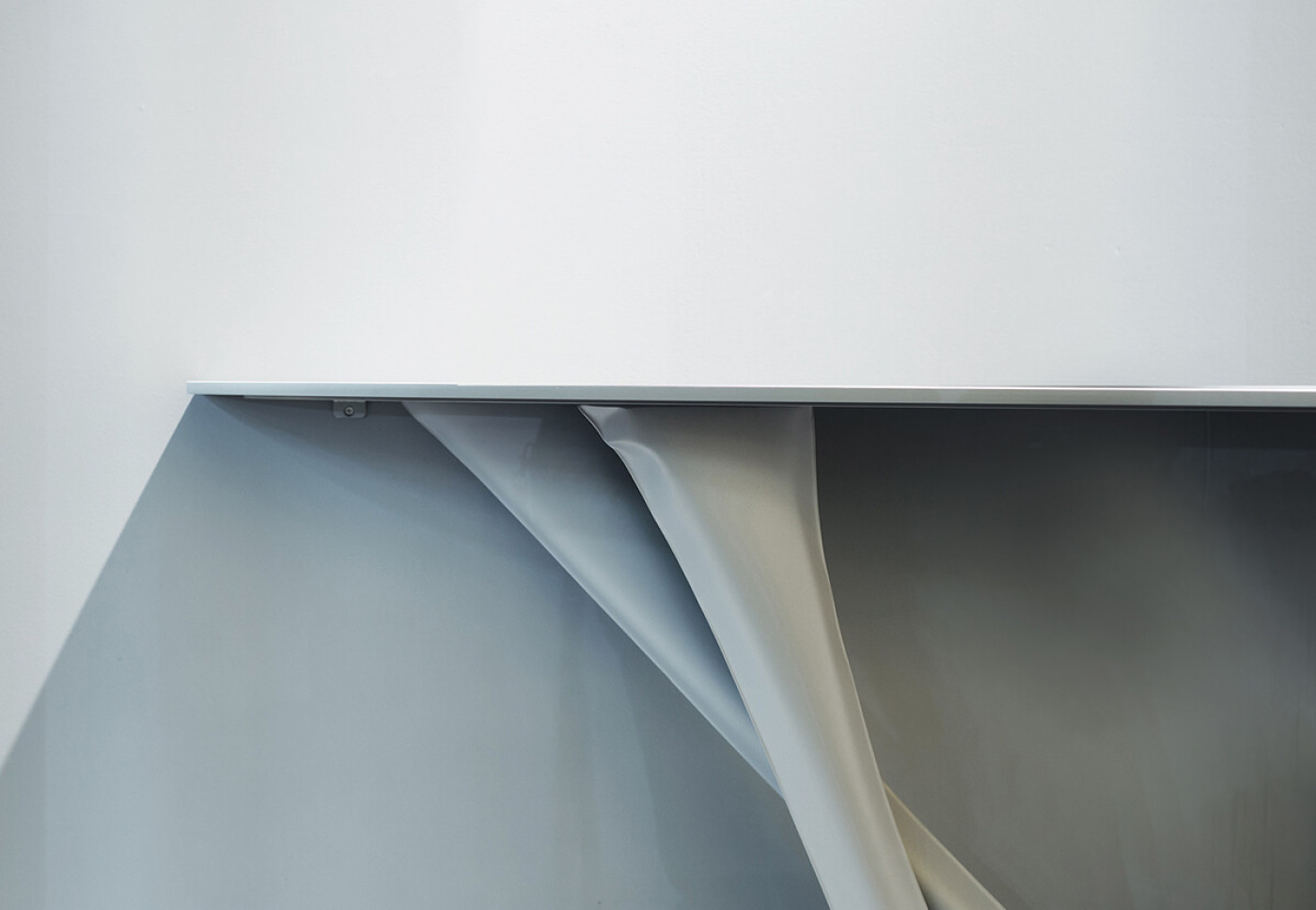 zieta_g-console_steel_hq_5