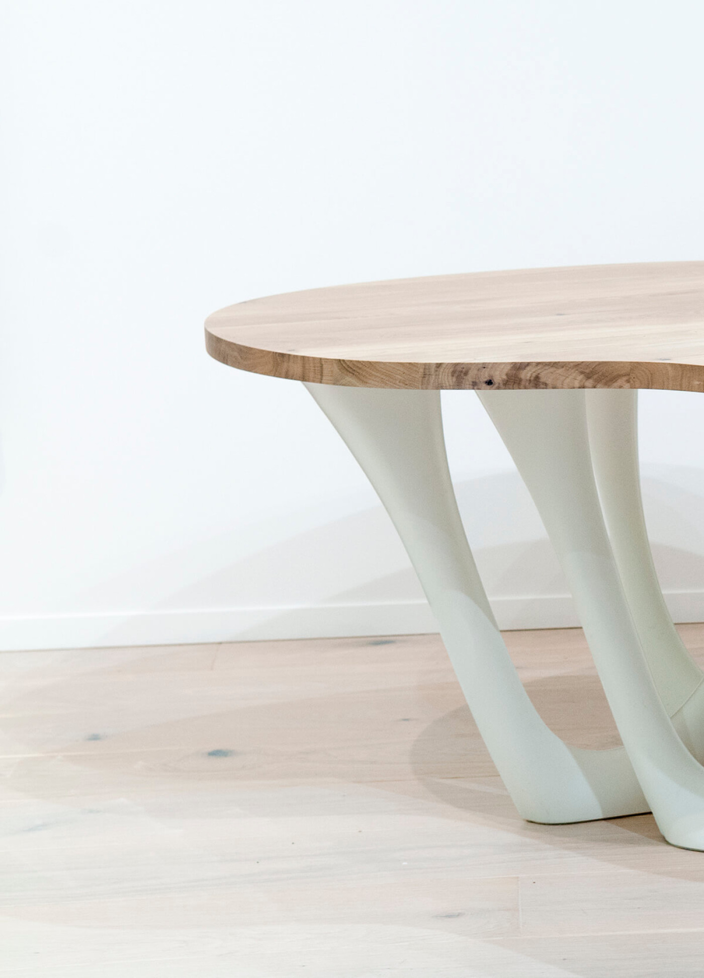 Zieta_G-side Table white matt base light oak top Milan_Salone del mobile-3